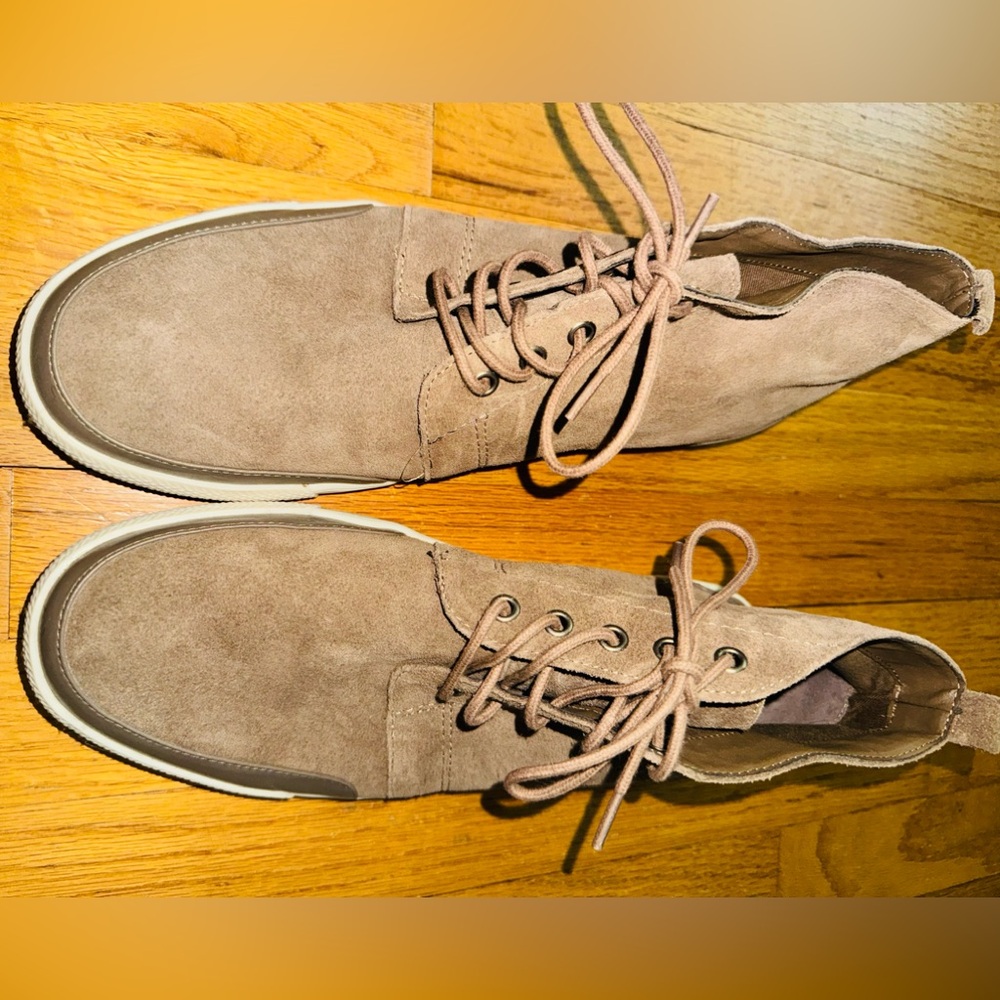 Mossimo Chukka Boots